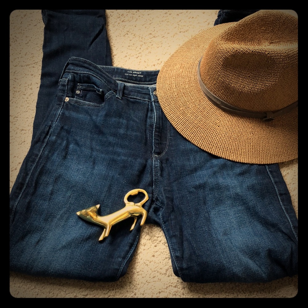 AG The Abbey Dark Wash Jeans!